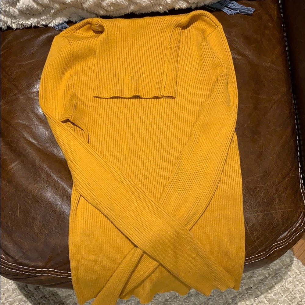 Forever 21 Marigold turtleneck